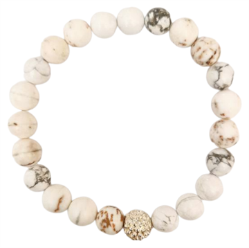 Armbånd - smukt hvidt perle armbånd med howlit perler